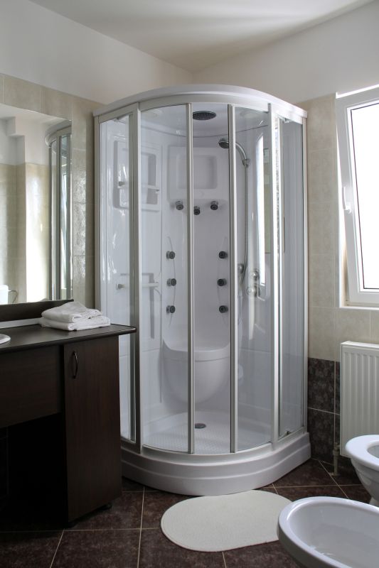 Elegant Shower Doors